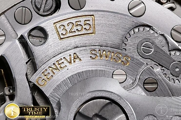 0423 RDD0223A – DayDate 36mm Packable 702